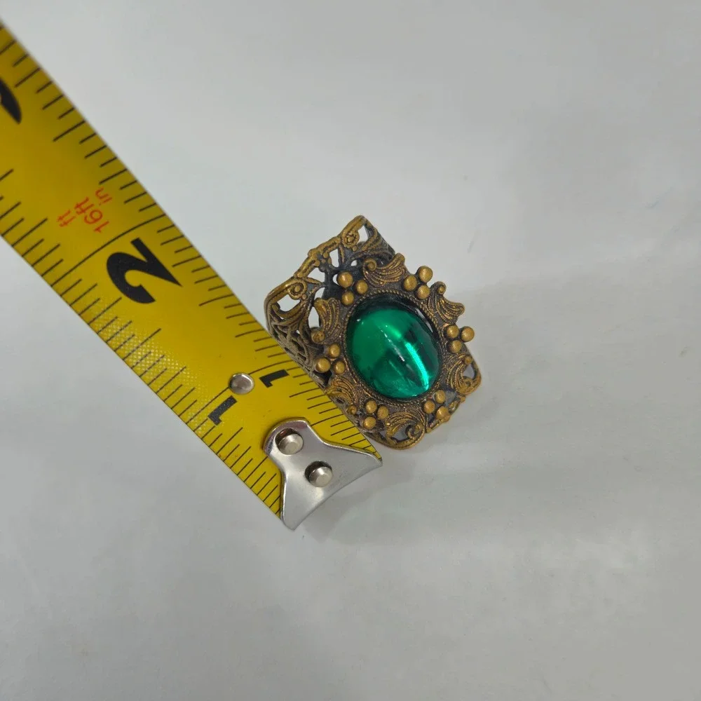 Vintage Style Filigree Adjustable Ring‎ Green Glass Cabochon Antique Brass Tone